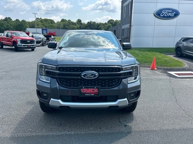 New 2026 Carbonized Gray Metallic Ford XLT image 2