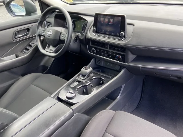 2025 Nissan Rogue S - Photo 25