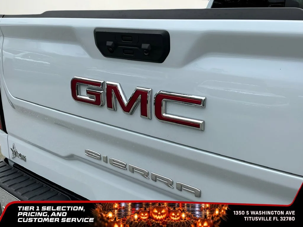 New 2026 Glacier White Tricoat GMC SLT image 23