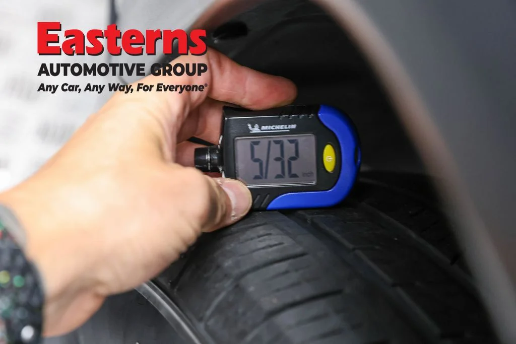 Used 2024  Jeep Latitude image 26
