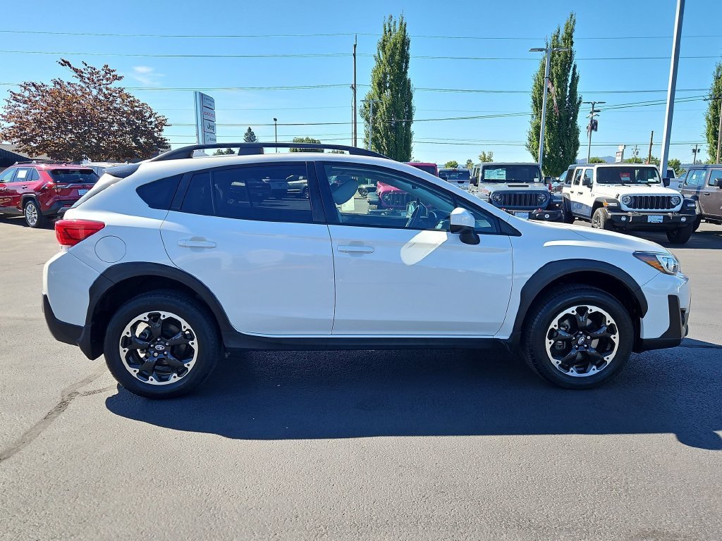 Used 2022 White Subaru Premium image 7