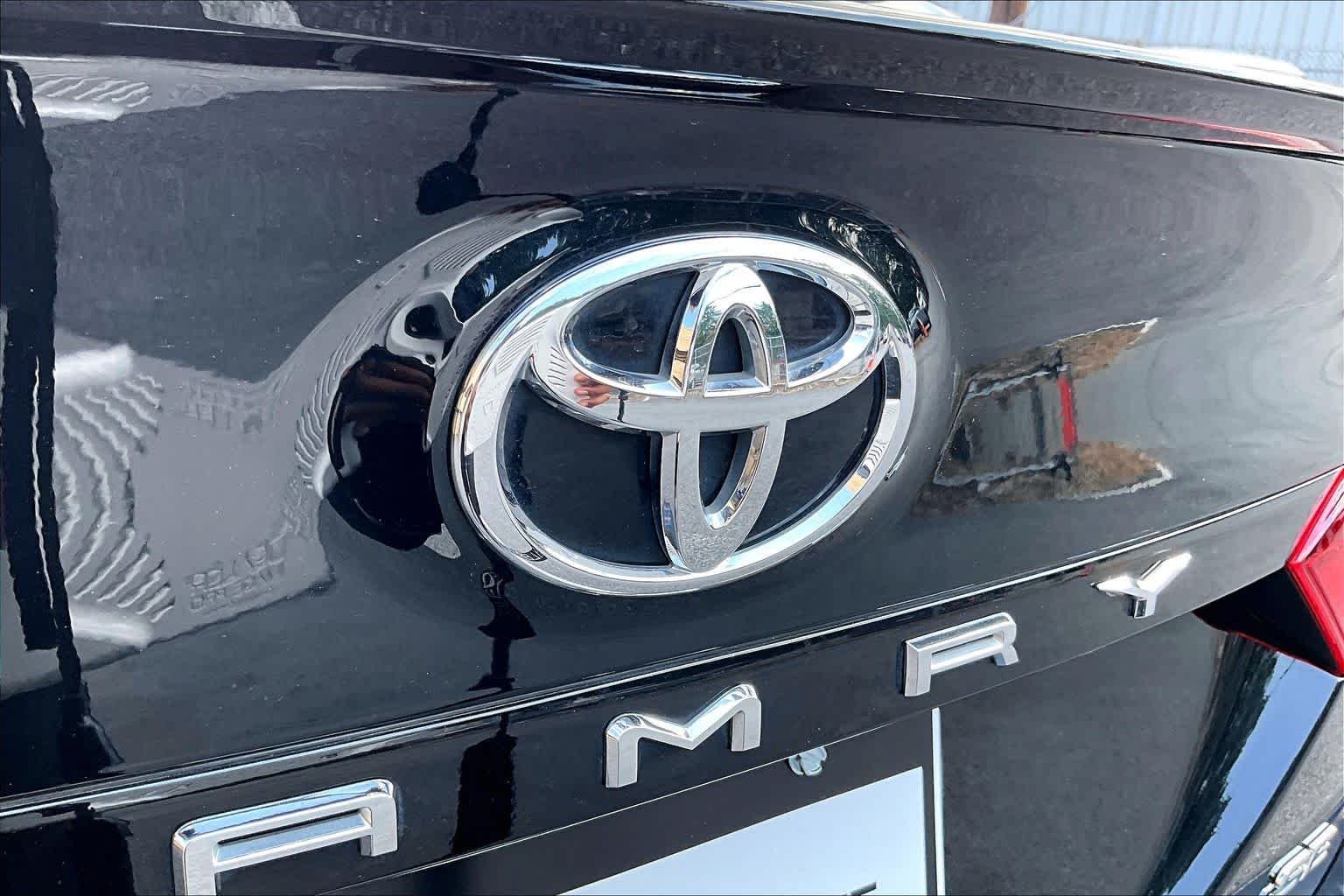 Used 2024 Midnight Black Metallic Toyota SE image 31