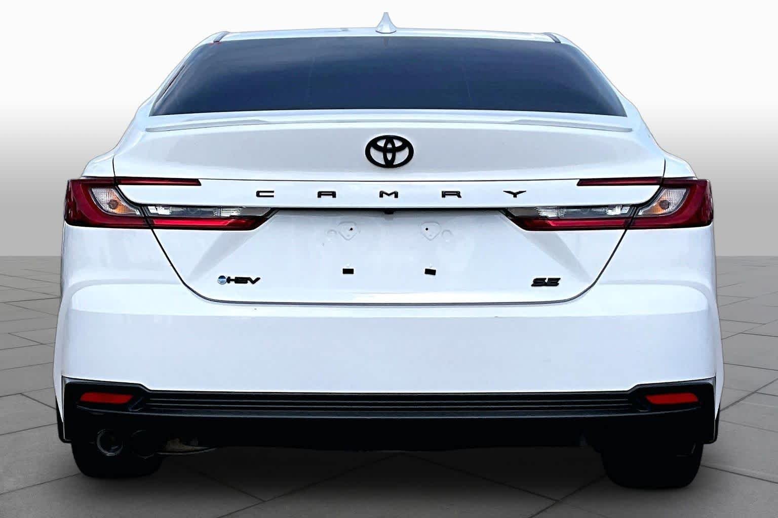 Used 2026 Ice Cap Toyota LE image 5