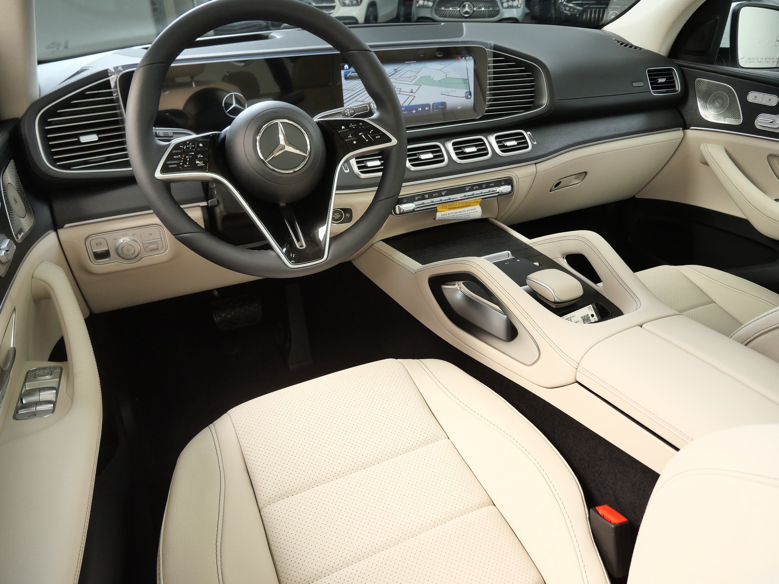 New 2026 Polar White Mercedes-Benz GLE 350 image 2