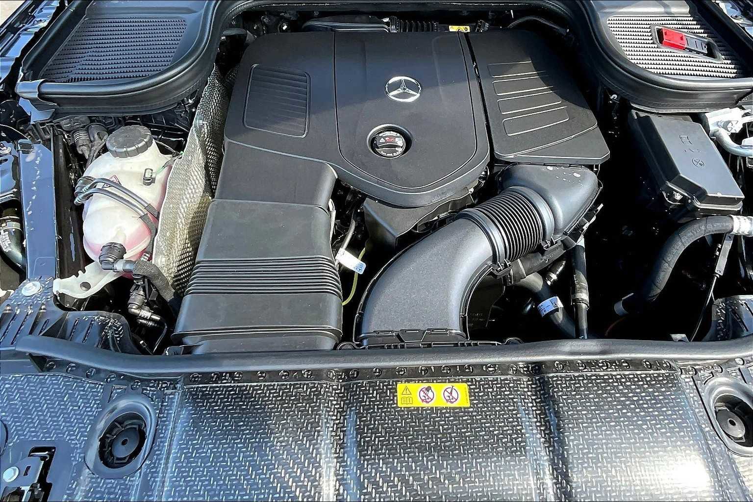 New 2026 Obsidian Black Metallic Mercedes-Benz GLE 350 image 29