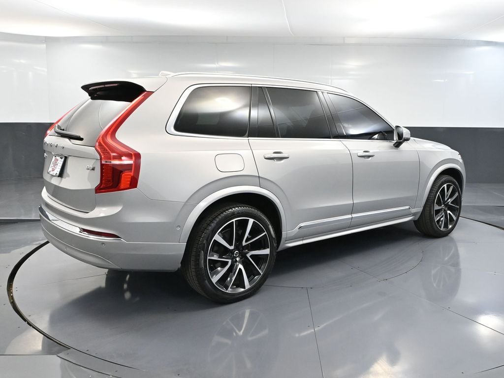 2024 Volvo XC90 B5 Plus photo 3