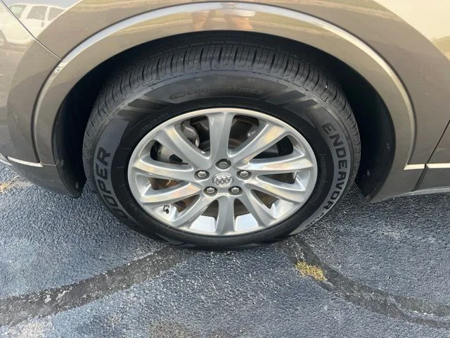 Used 2019 Brown Buick Essence image 14