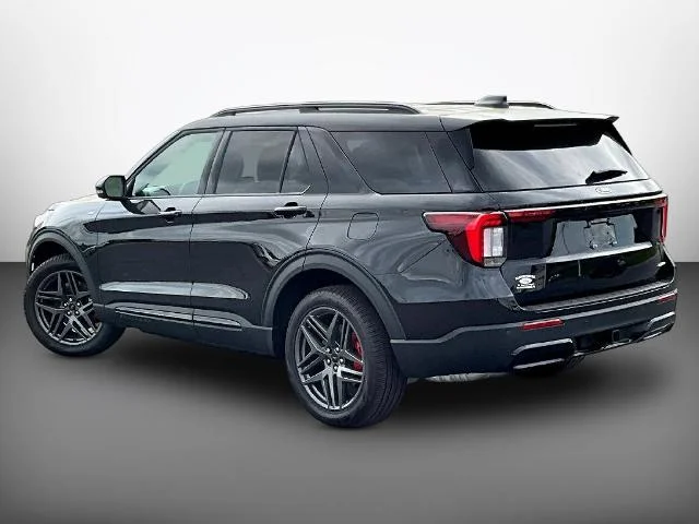 New 2026 Agate Black Metallic Ford ST-Line image 38