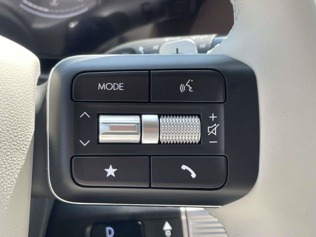 New 2027 Gray Hyundai SEL AWD image 23