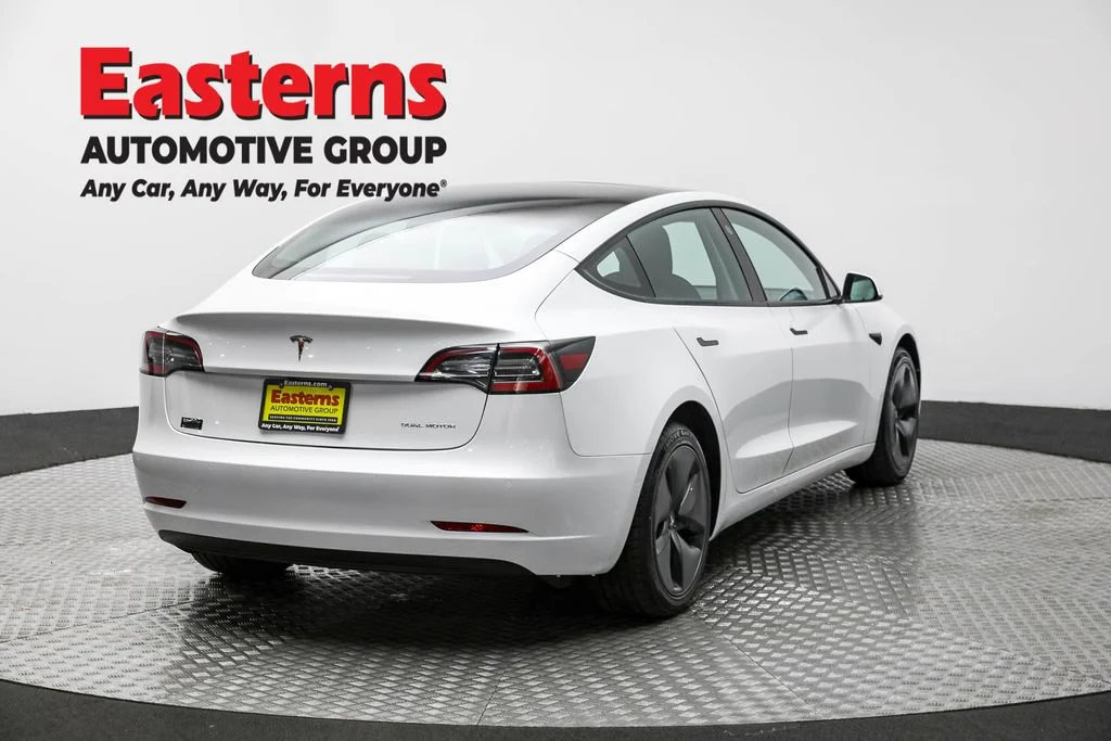Used 2022 White Tesla Long Range image 5