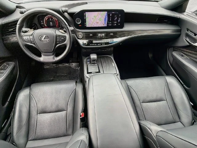 2022 Lexus LS Base - Photo 16