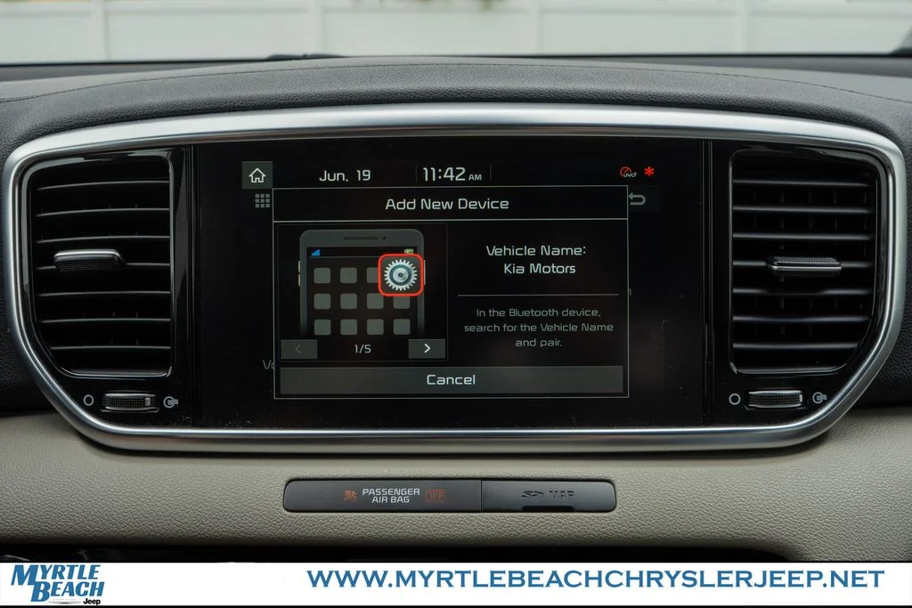 Used 2022 Sparkling Silver Kia SX image 21