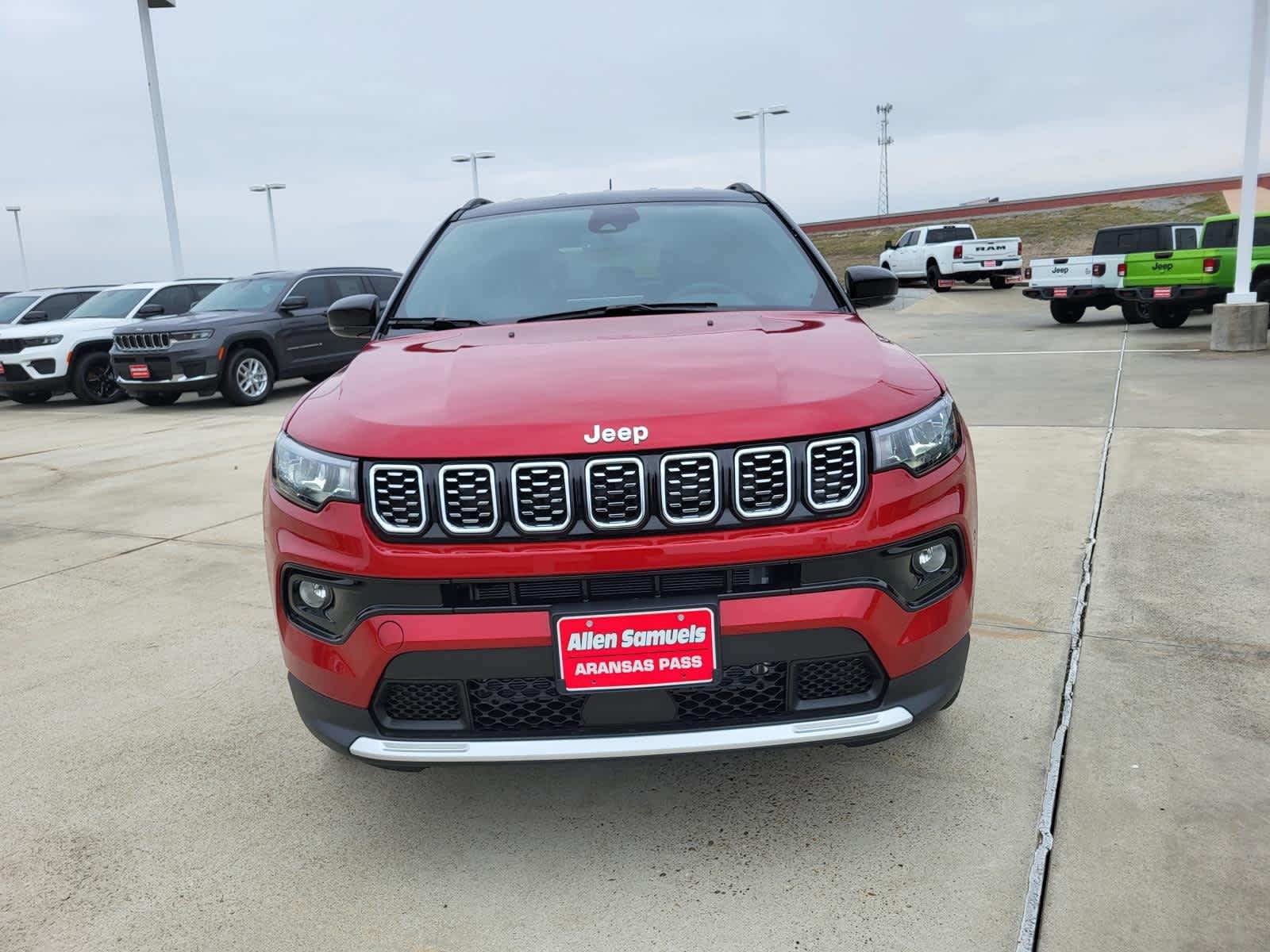 New 2026 Red Hot Pearl-Coat Exterior Paint Jeep Limited image 8