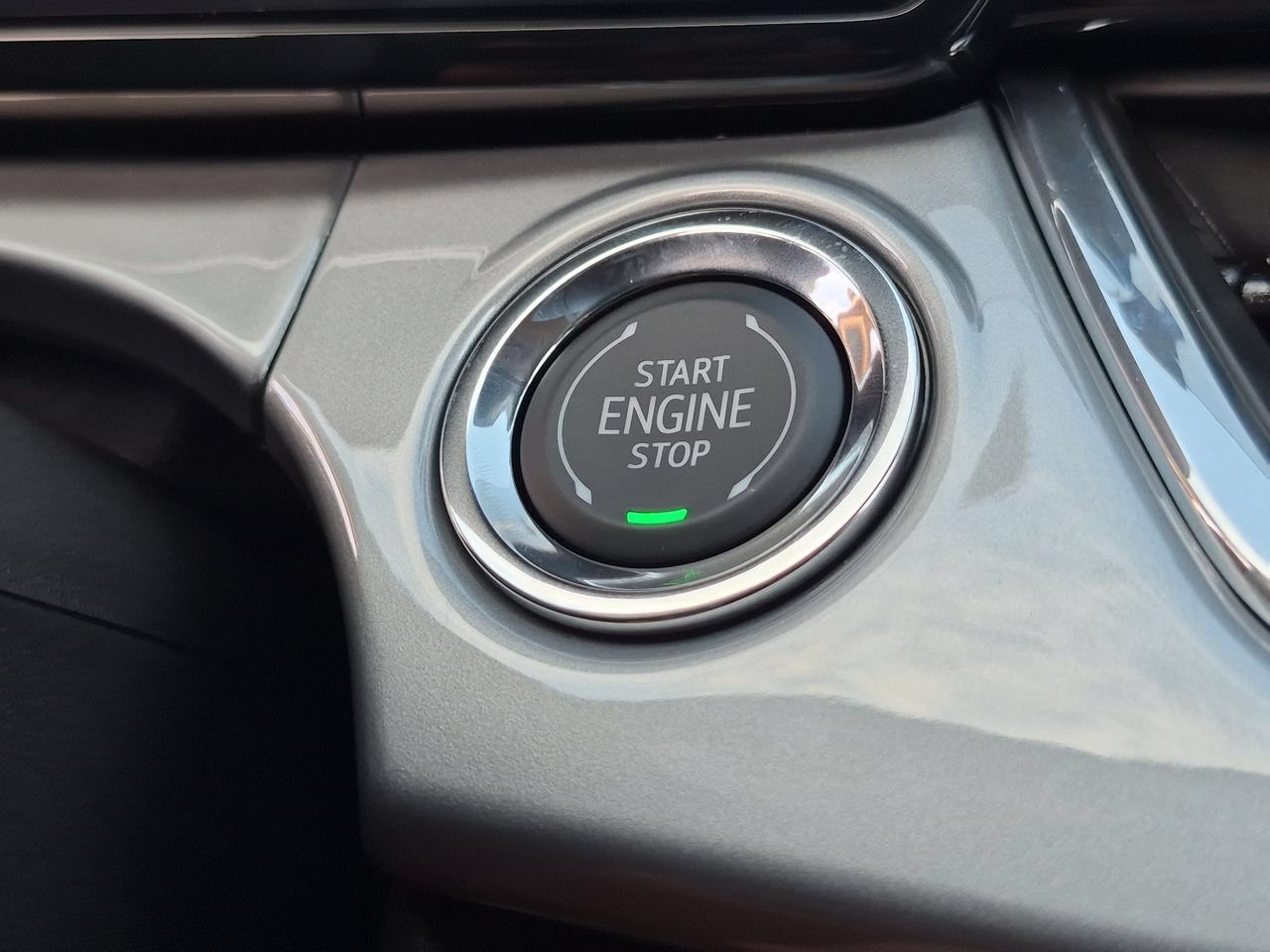 New 2026 Mosaic Black Metallic Chevrolet LT image 16