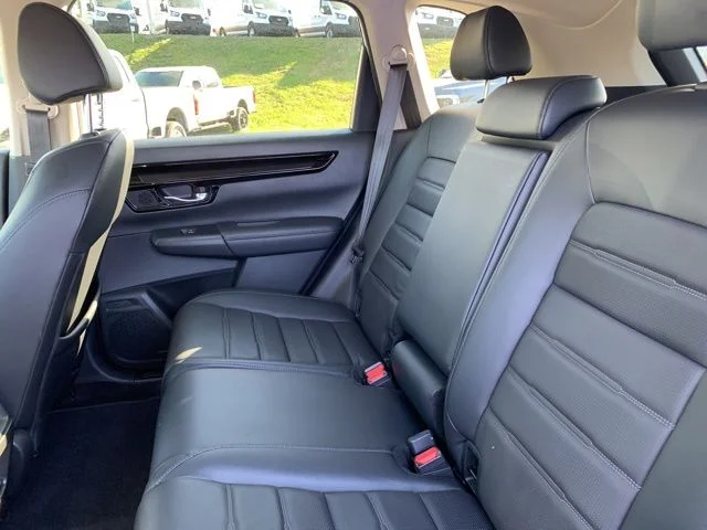 Used 2024  Honda EX-L image 19