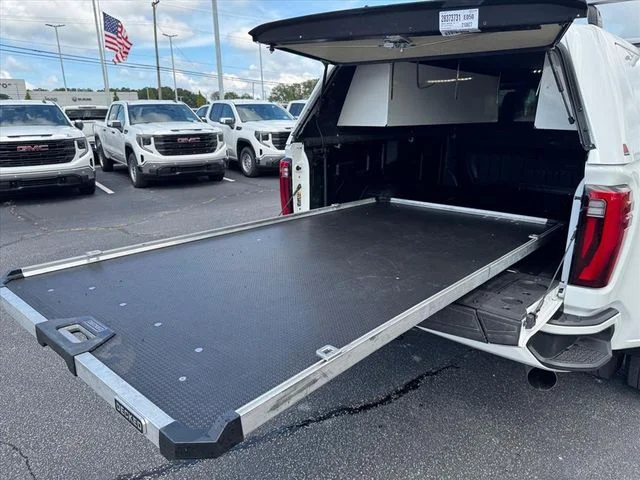 Used 2025 White GMC Denali Ultimate image 20