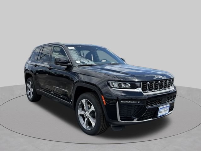 New 2026 Diamond Black Crystal Pearl-Coat Exterior Paint Jeep Limited image 7