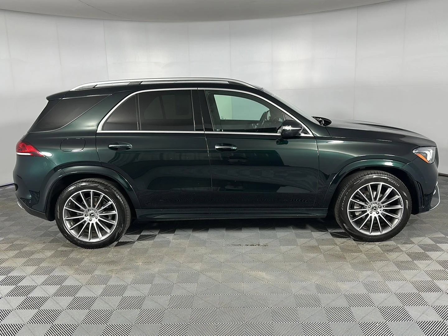 Used 2023  Mercedes-Benz GLE 350 image 29