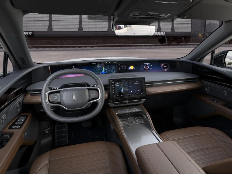 New 2026 White Platinum Metallic Tri-Coat Lincoln Reserve image 9