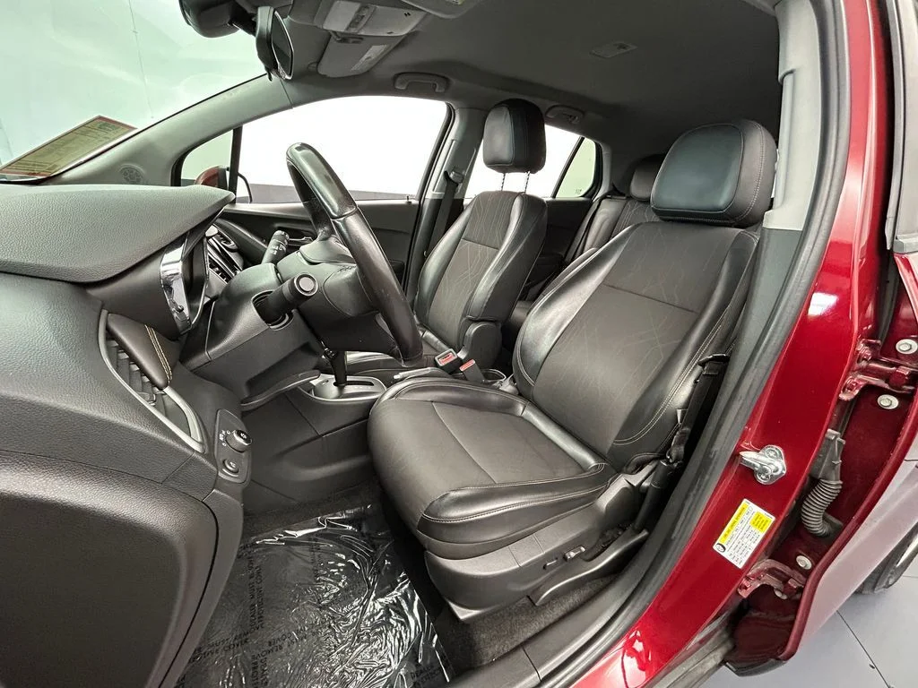 Used 2021 Crimson Metallic Chevrolet LT image 42