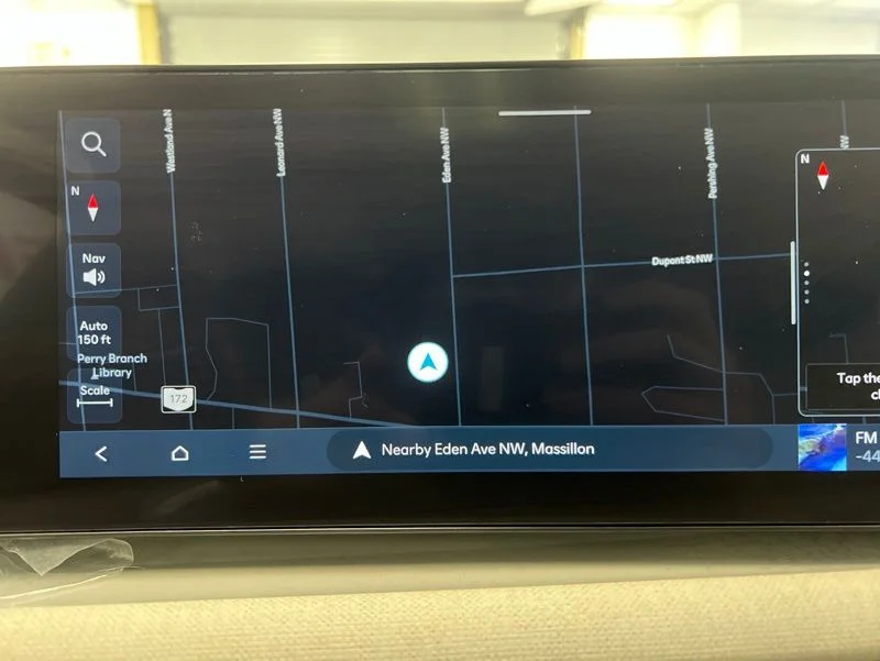 Used 2025 Gray Hyundai SEL Convenience image 25