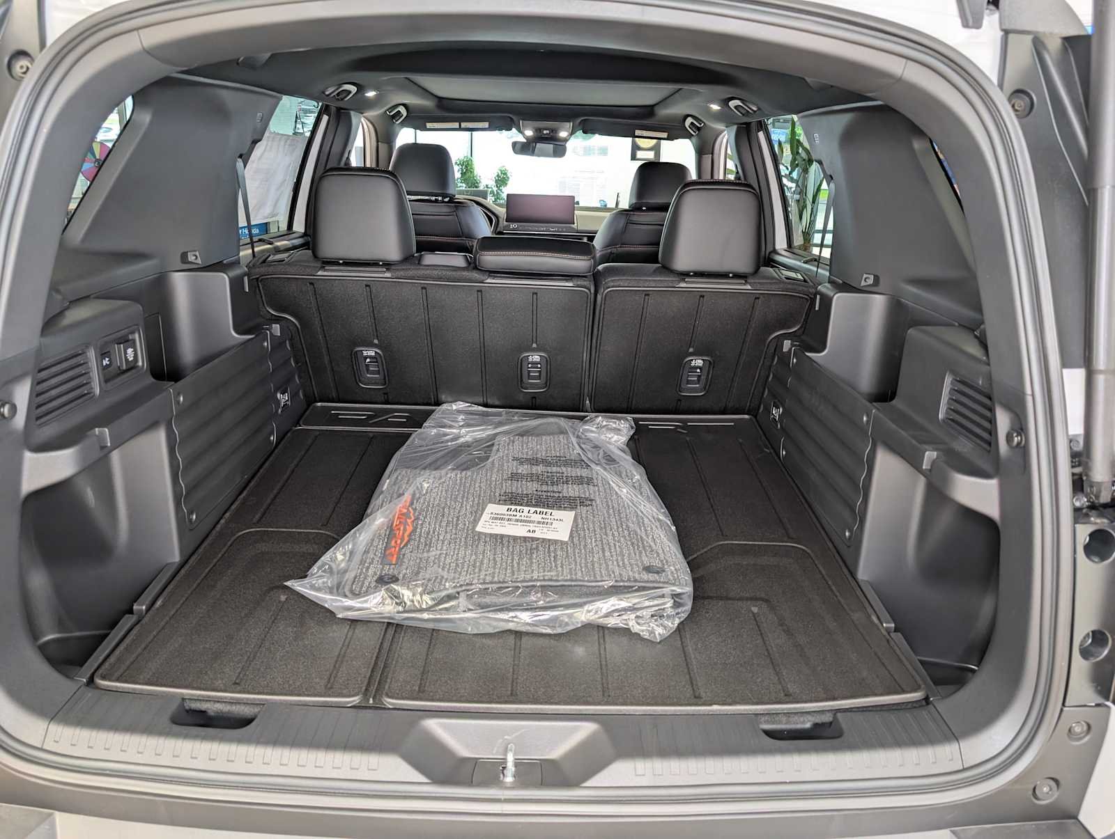New 2026 Platinum White Pearl Honda TrailSport Elite Blackout image 7