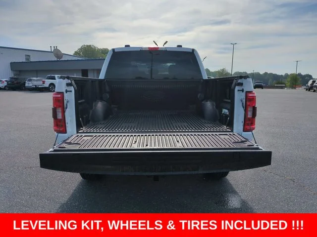 Used 2021 White Ford XLT image 29