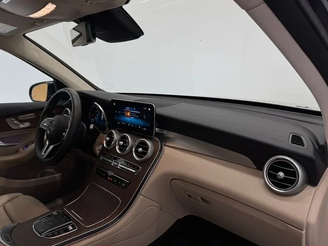 Certified Used 2022 Lunar Blue Metallic Mercedes-Benz GLC 300 image 38