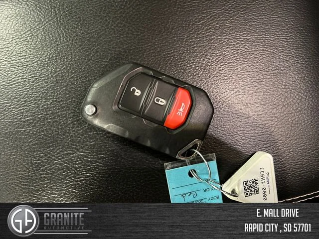 Used 2023 Red Jeep Sahara image 29