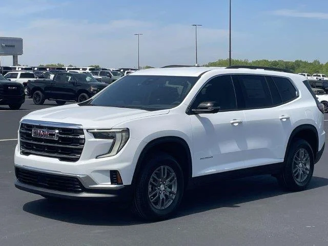 New 2025 Summit White GMC Elevation image 7