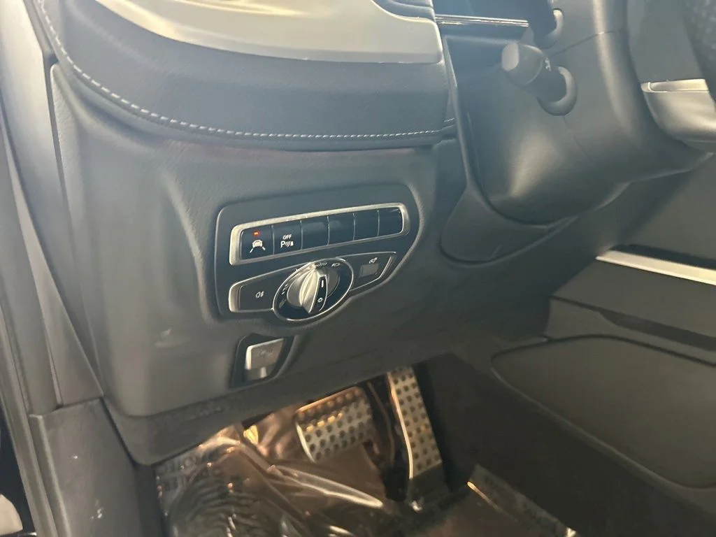 Used 2021 Black Mercedes-Benz G 550 image 50
