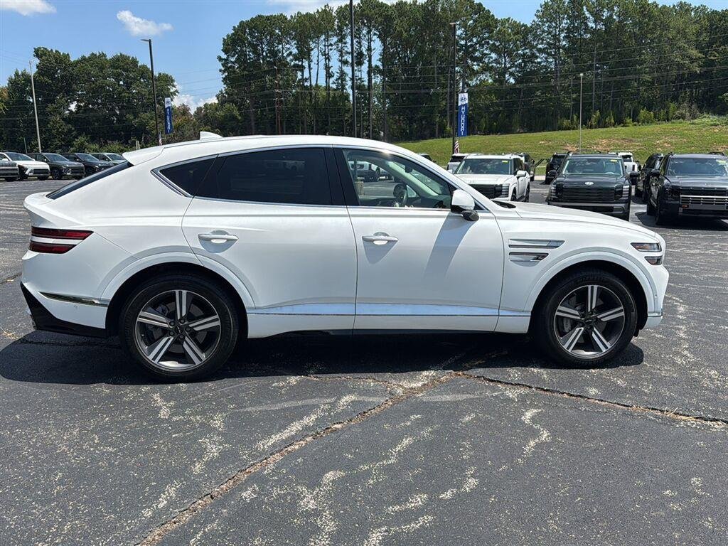 Used 2025 Uyuni White Genesis 3.5T image 7