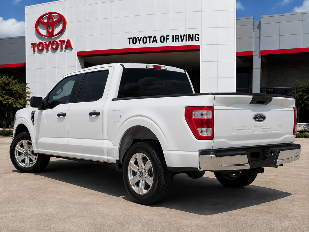 Used 2023 White Ford XL image 4