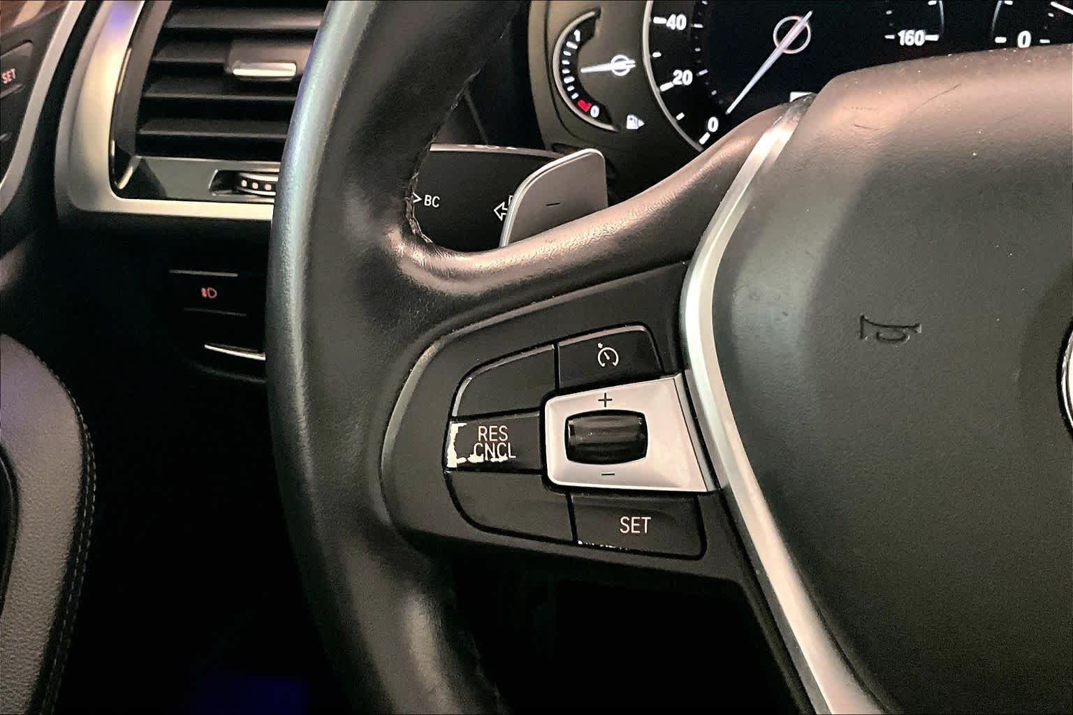 Used 2019 Black Sapphire Metallic BMW sDrive30i image 22