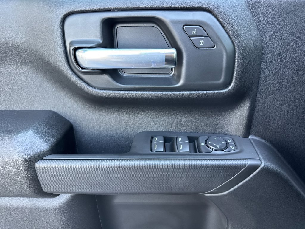 2026 Chevrolet Silverado 1500 Custom - Photo 10