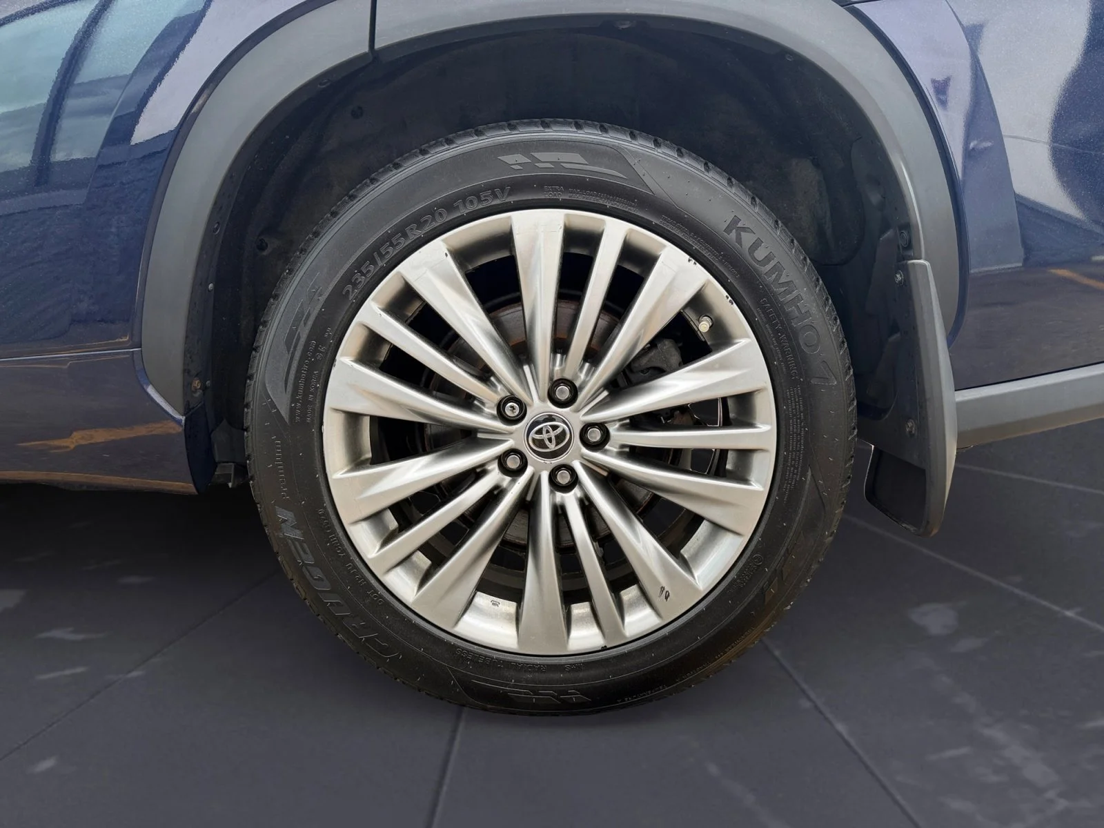 Used 2022 Blue Toyota Platinum image 48