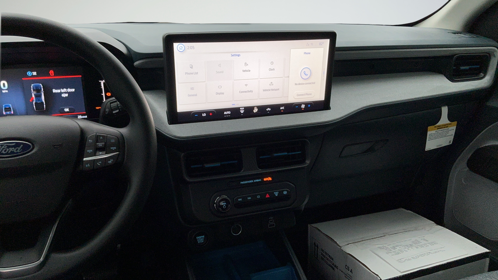 New 2026 White Ford XLT image 8