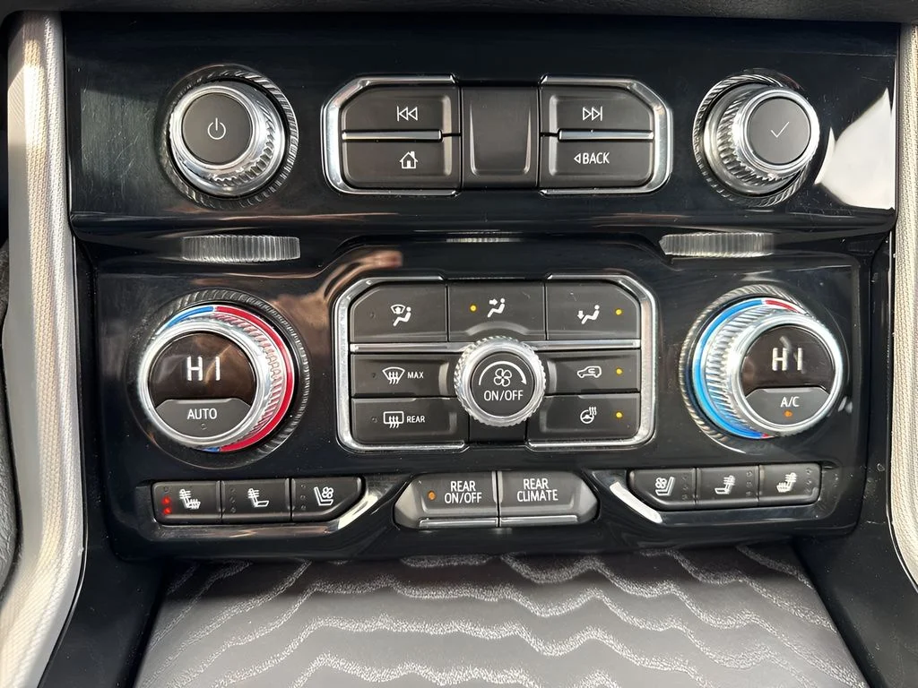 Used 2024 Black GMC Denali image 22