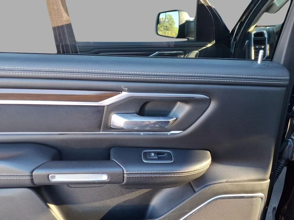 Used 2022 Black Ram Laramie image 8