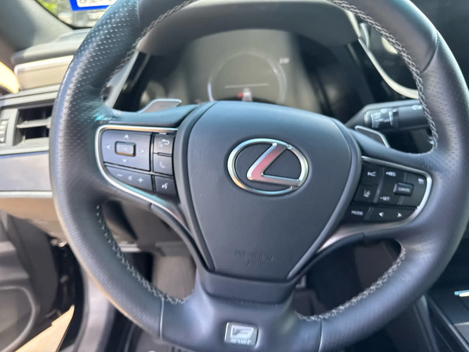 Used 2023 Obsidian Lexus F SPORT Handling image 10