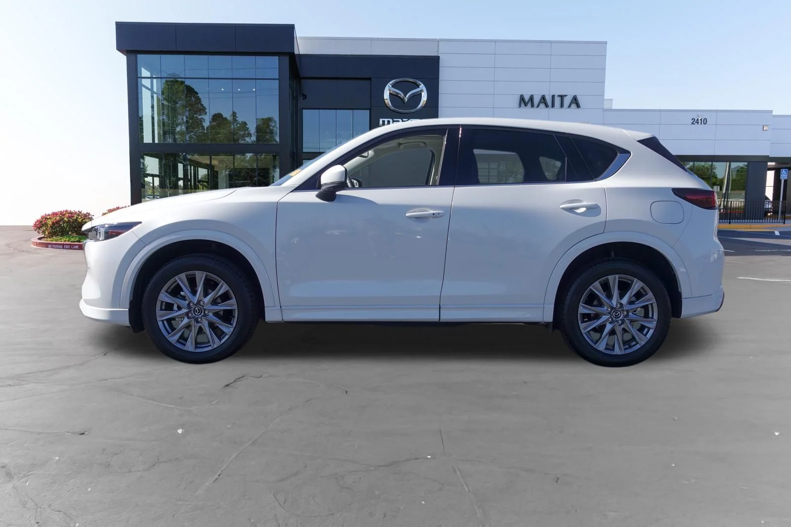 Certified Used 2025 Rhodium White Metallic Mazda 2.5 S Premium Plus Package image 8