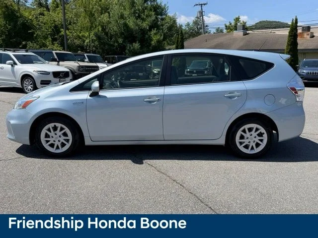 Used 2012 Blue Toyota Two image 8
