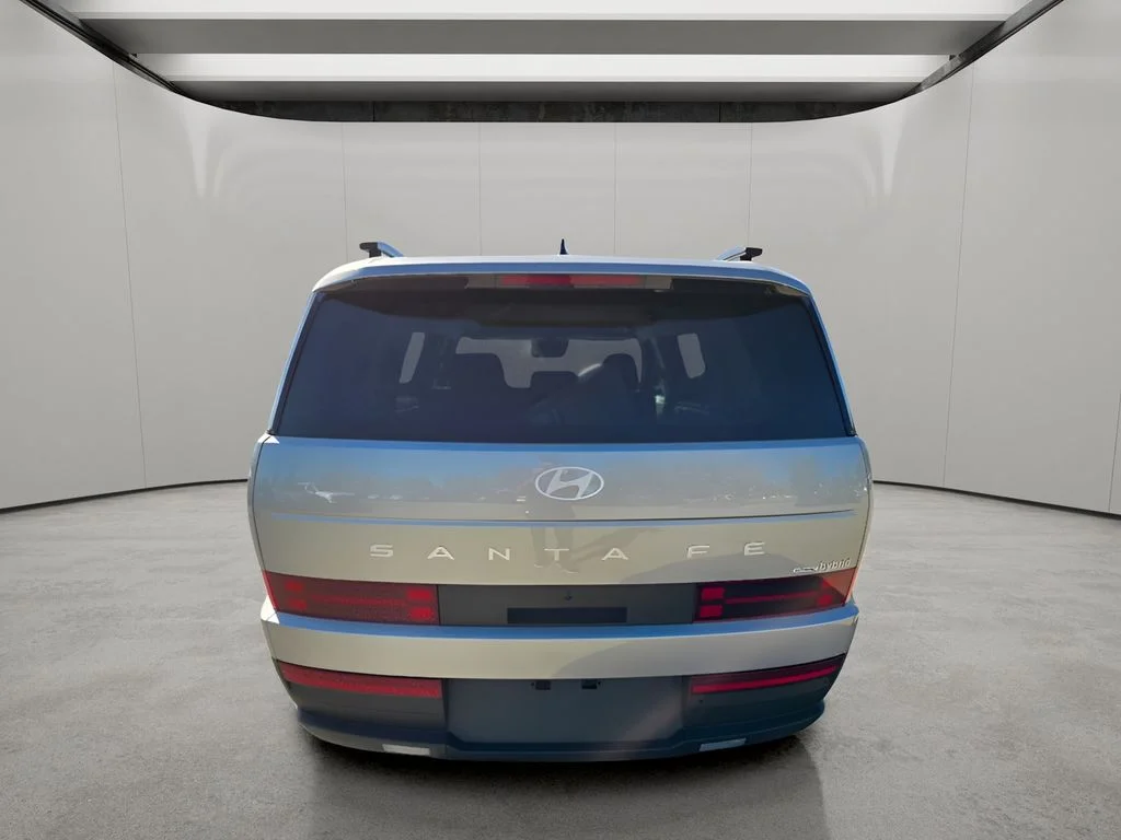 Used 2026 Shimmering Silver Hyundai SEL image 4
