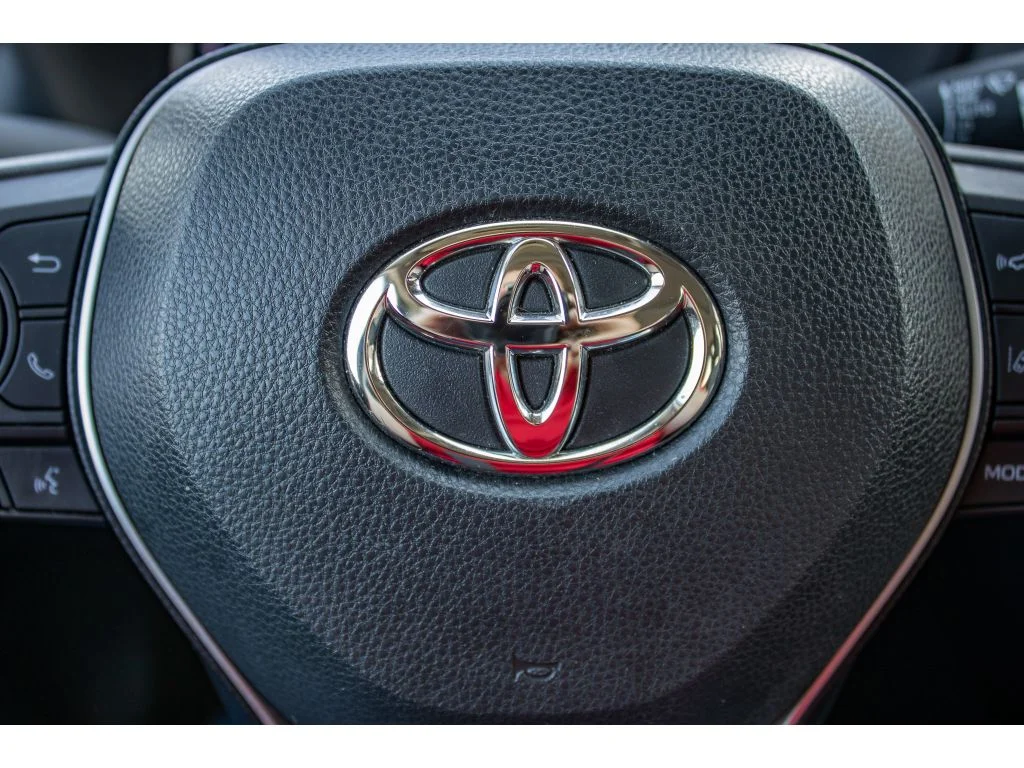 Used 2025 Blueprint Toyota Hybrid XLE image 38