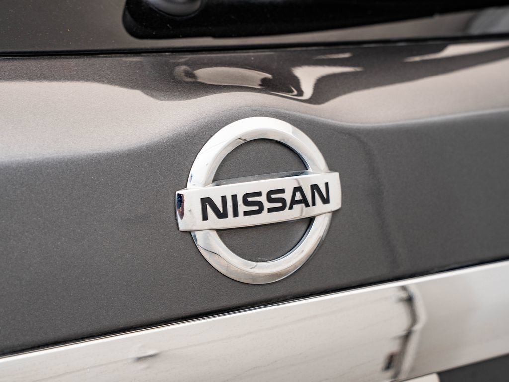 Used 2020 Gun Metallic Nissan SV image 18