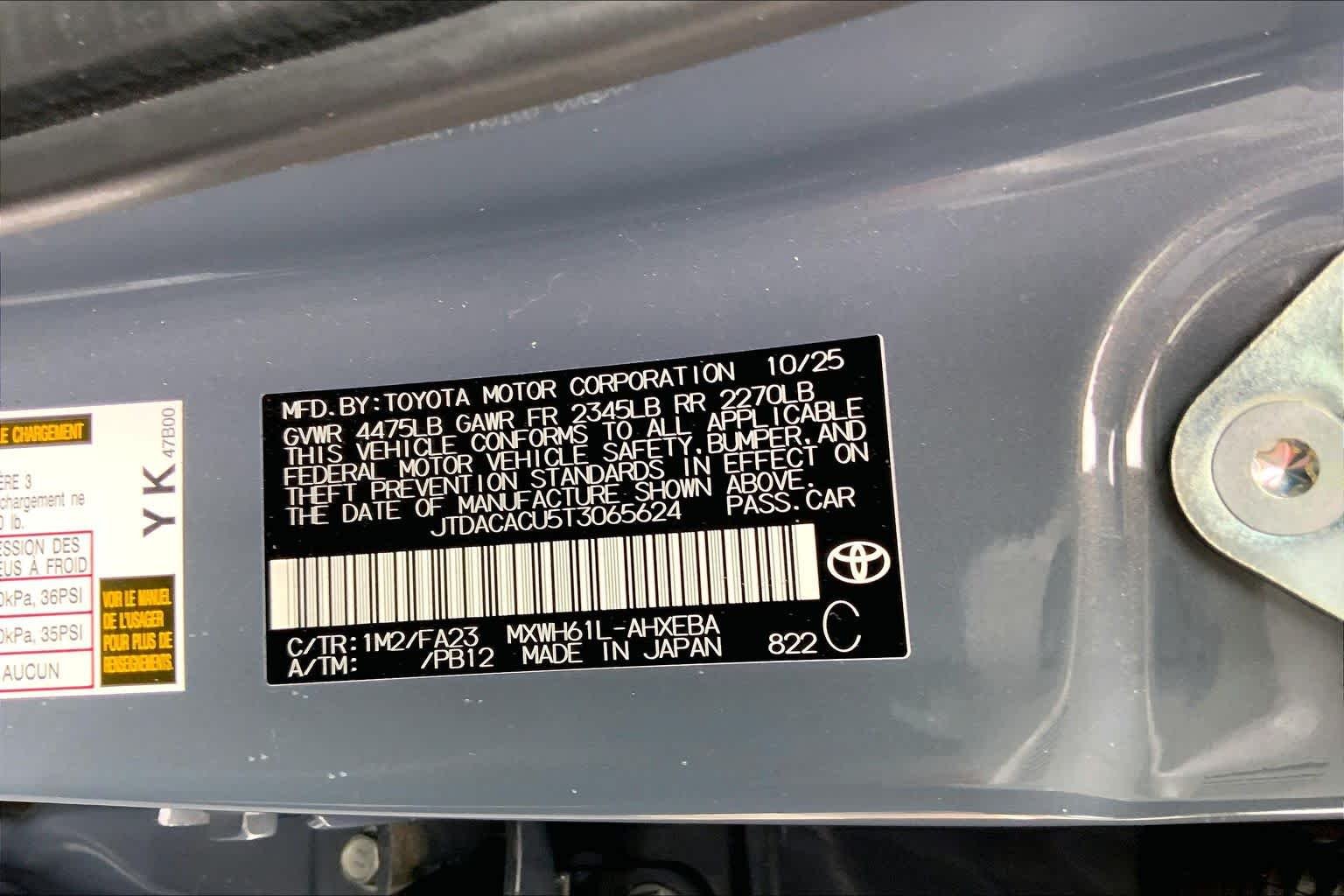 2026 Toyota Prius Plug-in Hybrid SE - Photo 29