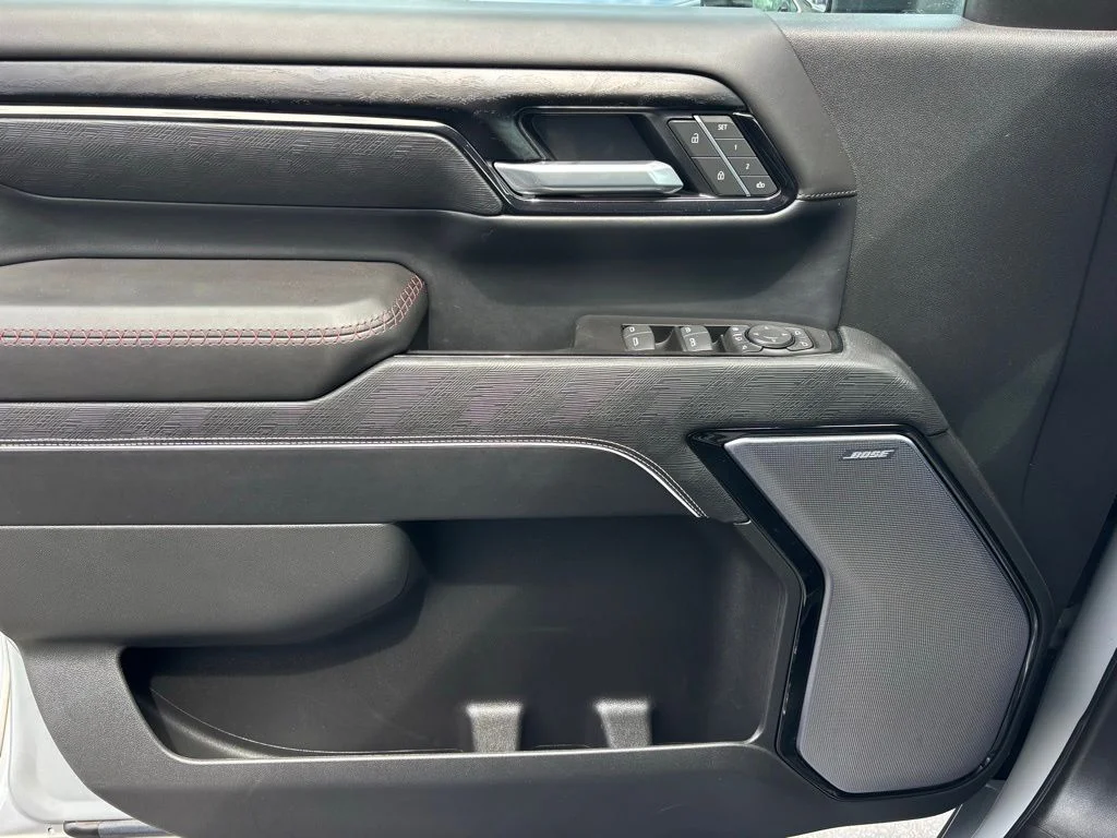 2025 GMC Sierra 2500HD AT4X - Photo 15