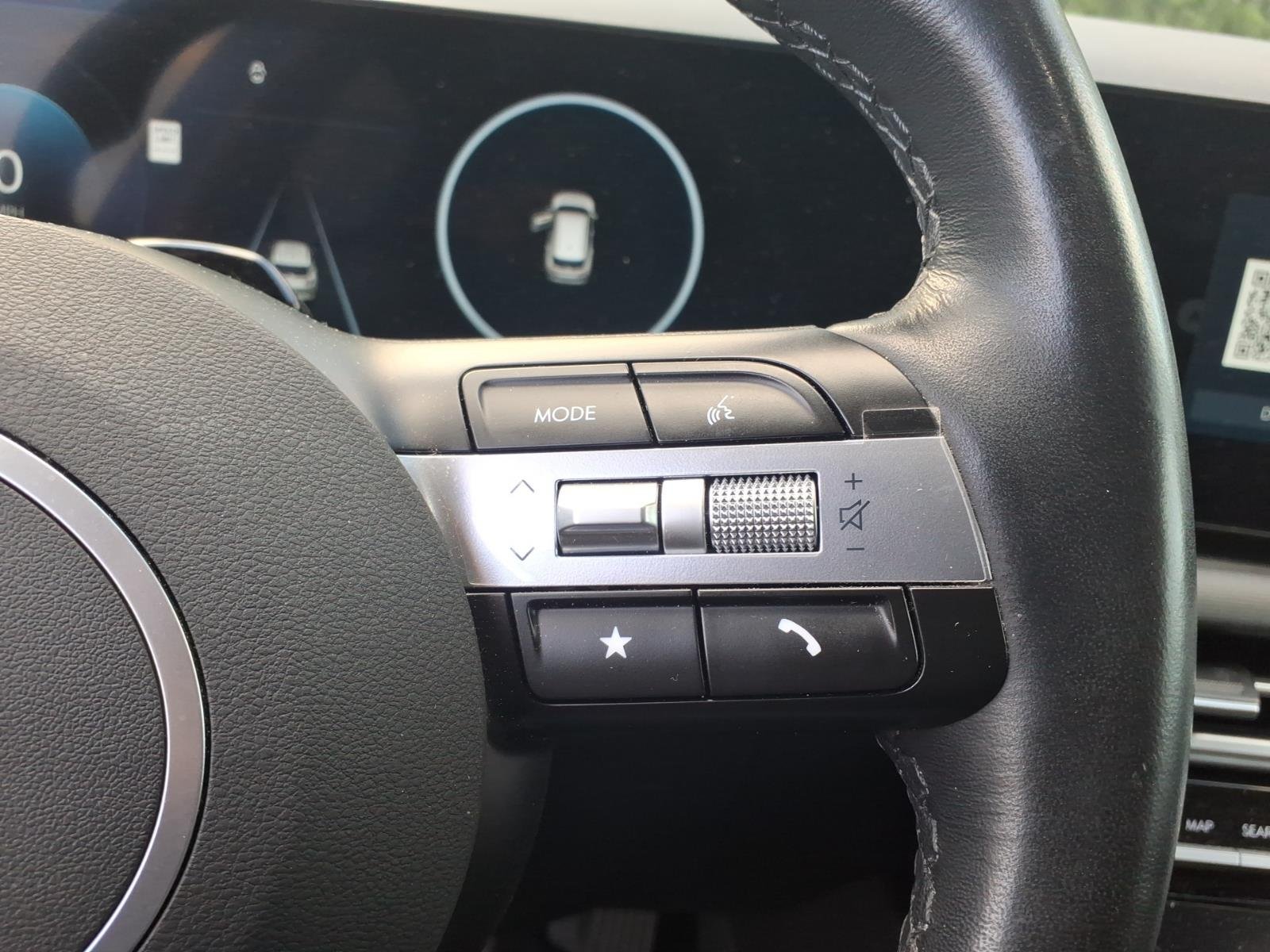 Used 2025 Ultimate Red Pearl Hyundai SEL Convenience image 29