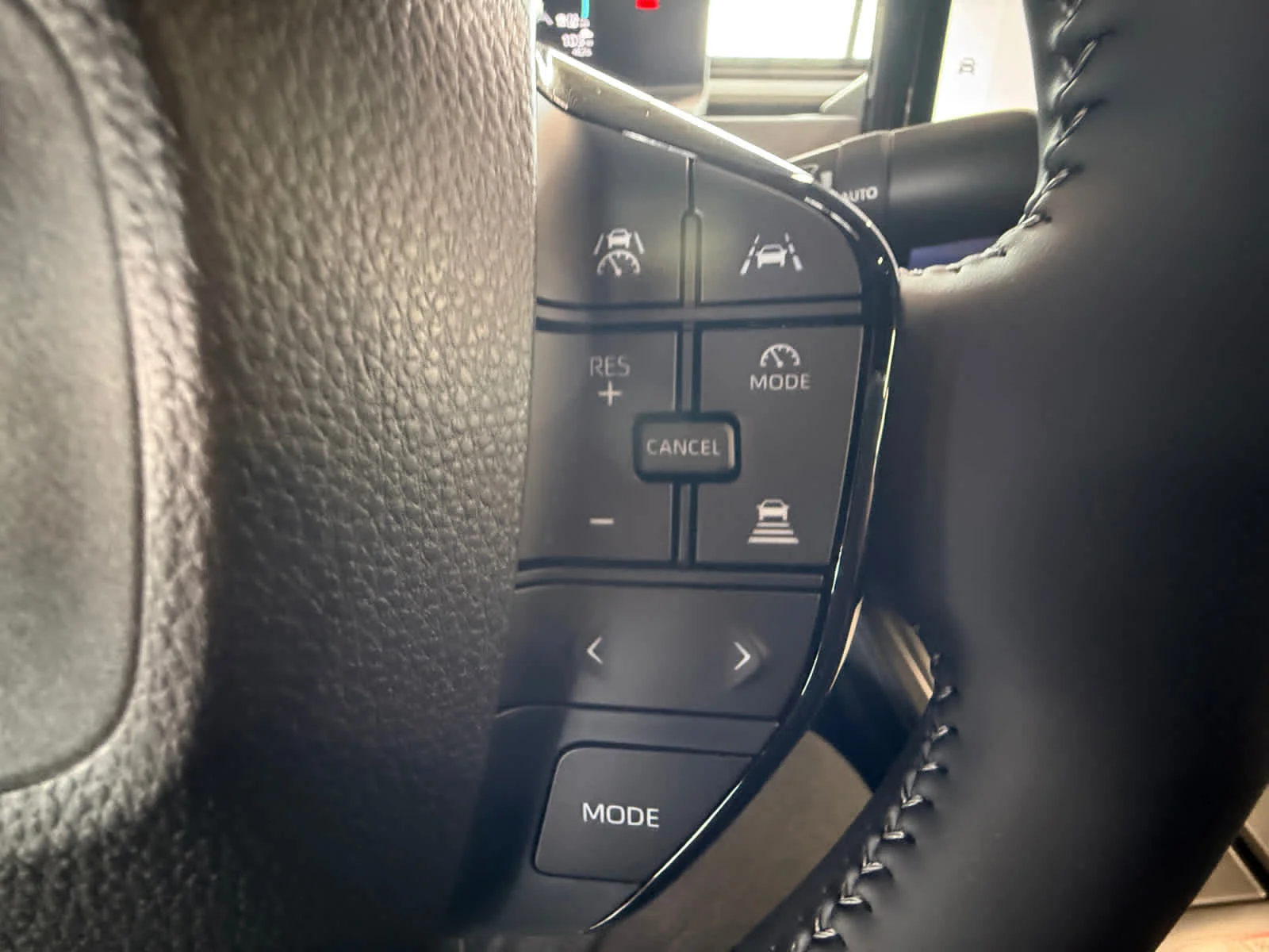 New 2026 Wind Chill Pearl Toyota XLE image 20