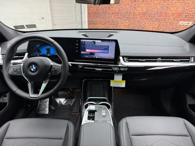 Used 2026 Black BMW xDrive28i image 12